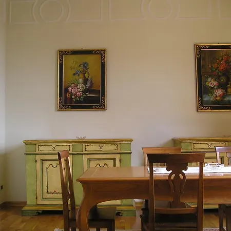 Donatello Penthouse Lägenhet Florens